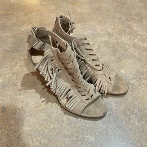 Women’s sugar shoes, size 7 1/2